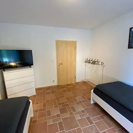 Apartament Geraeumige Monteurwohnung
