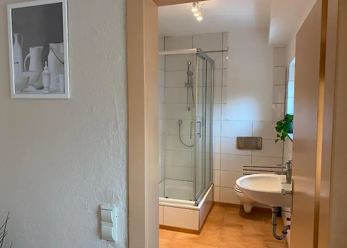 Geraeumige Monteurwohnung 아파트 *